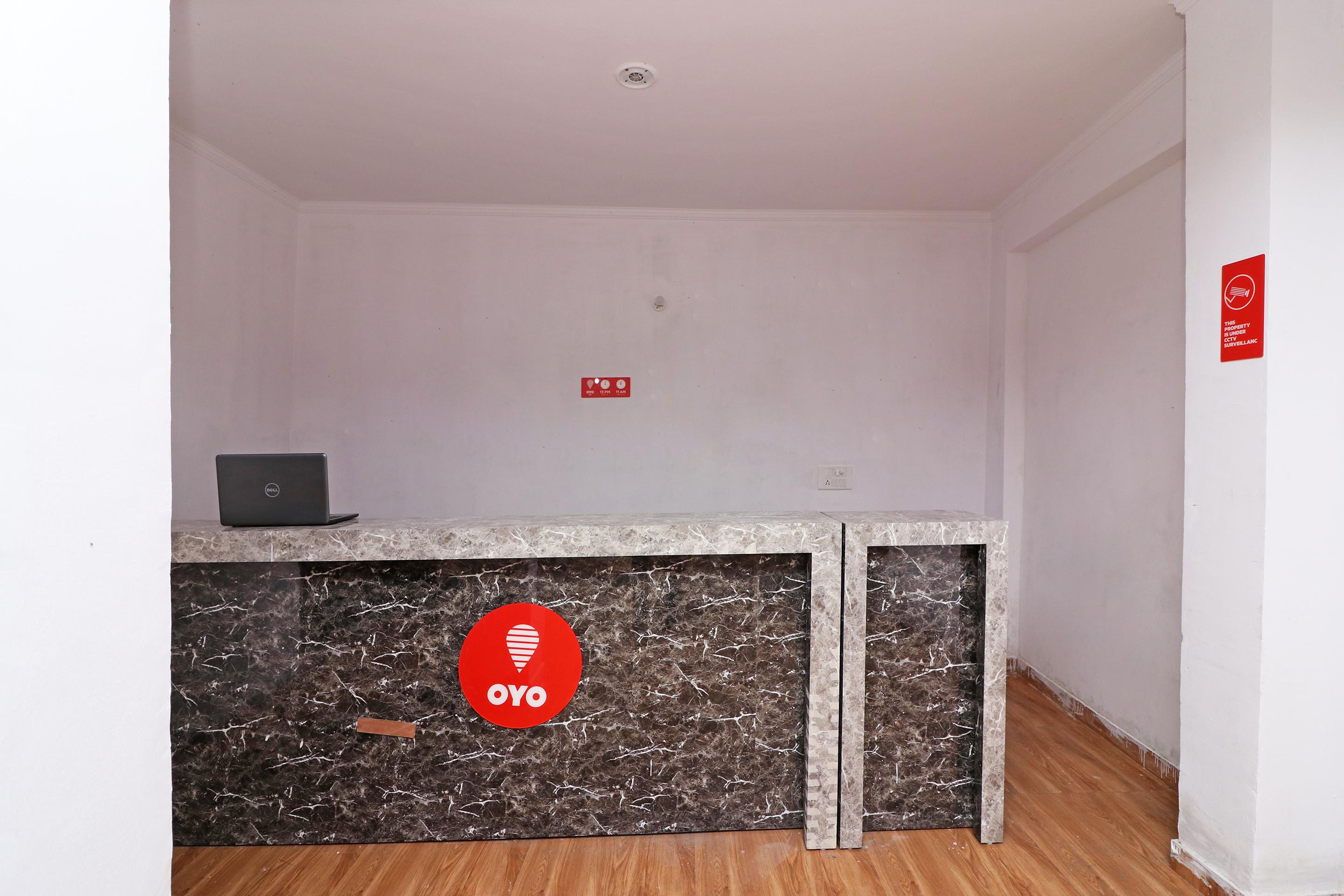 OYO 12732 Avalon Palace New Delhi Extérieur photo