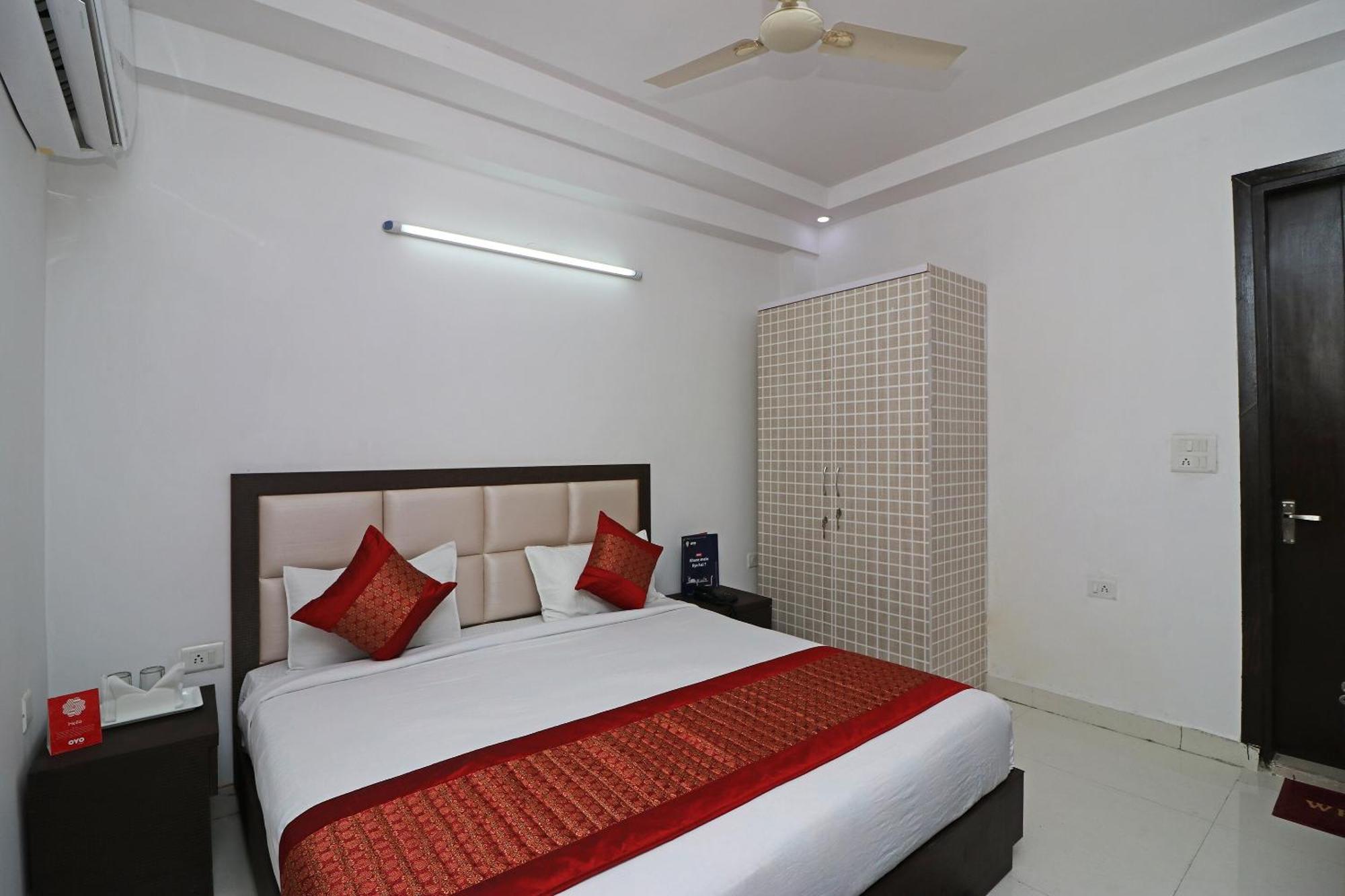 OYO 12732 Avalon Palace New Delhi Extérieur photo