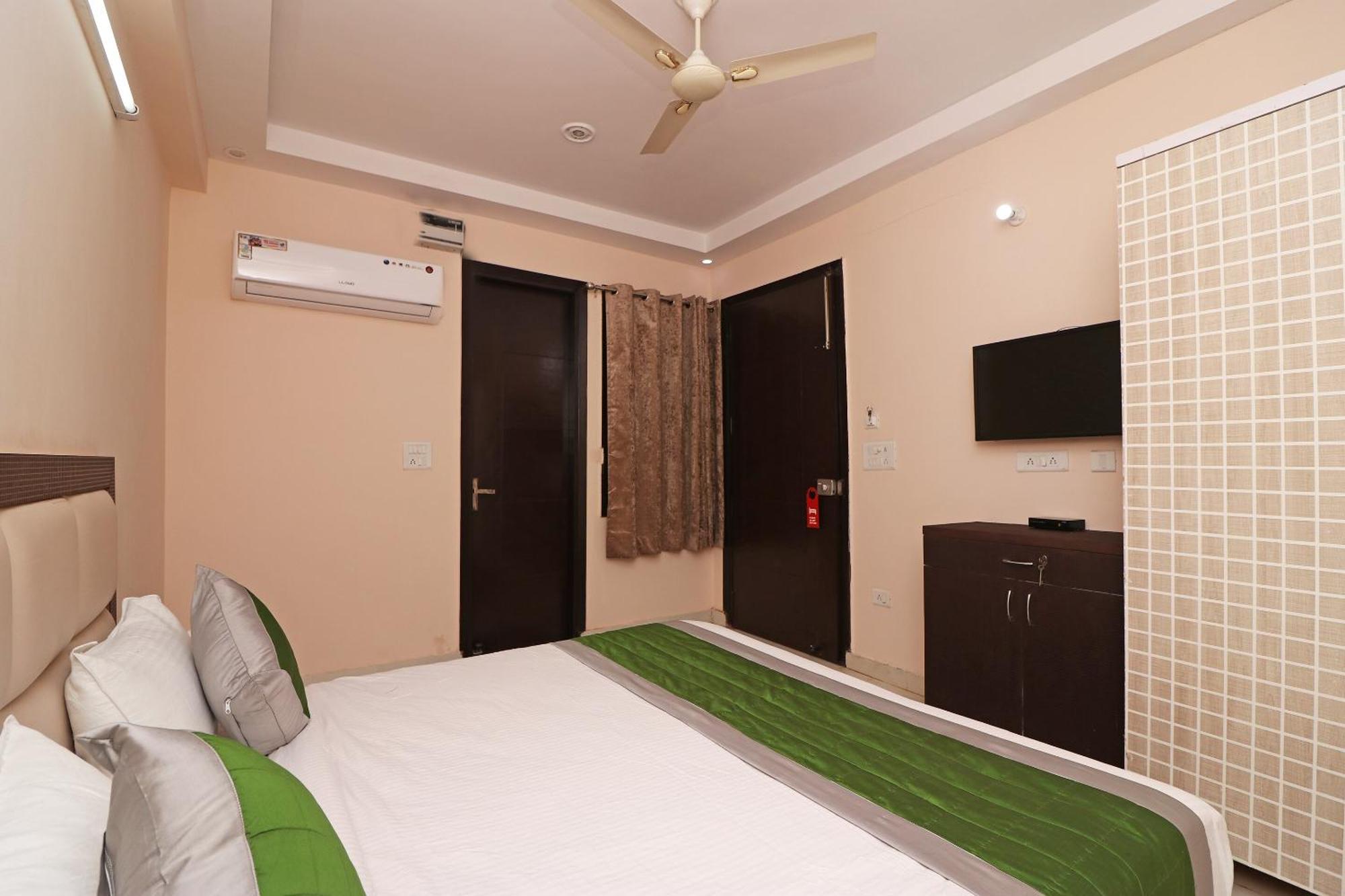 OYO 12732 Avalon Palace New Delhi Extérieur photo